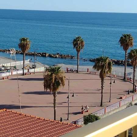 Апартаменты Casa Al Mare Вентимилья Экстерьер фото