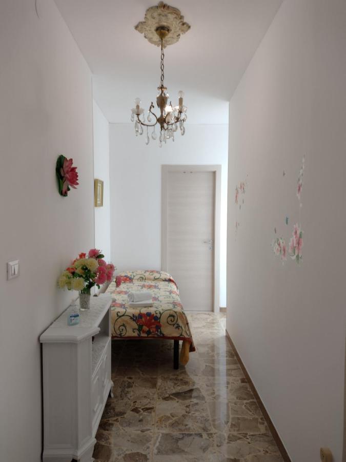 Апартаменты Casa Al Mare Вентимилья Экстерьер фото