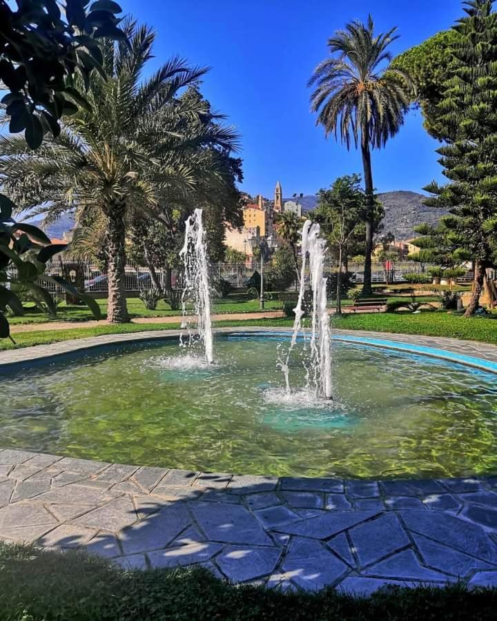Апартаменты Casa Al Mare Вентимилья Экстерьер фото