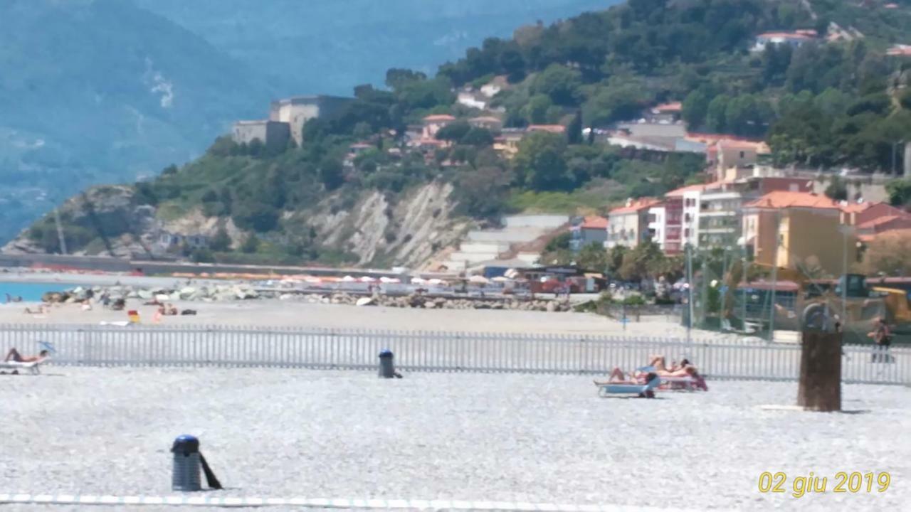 Апартаменты Casa Al Mare Вентимилья Экстерьер фото